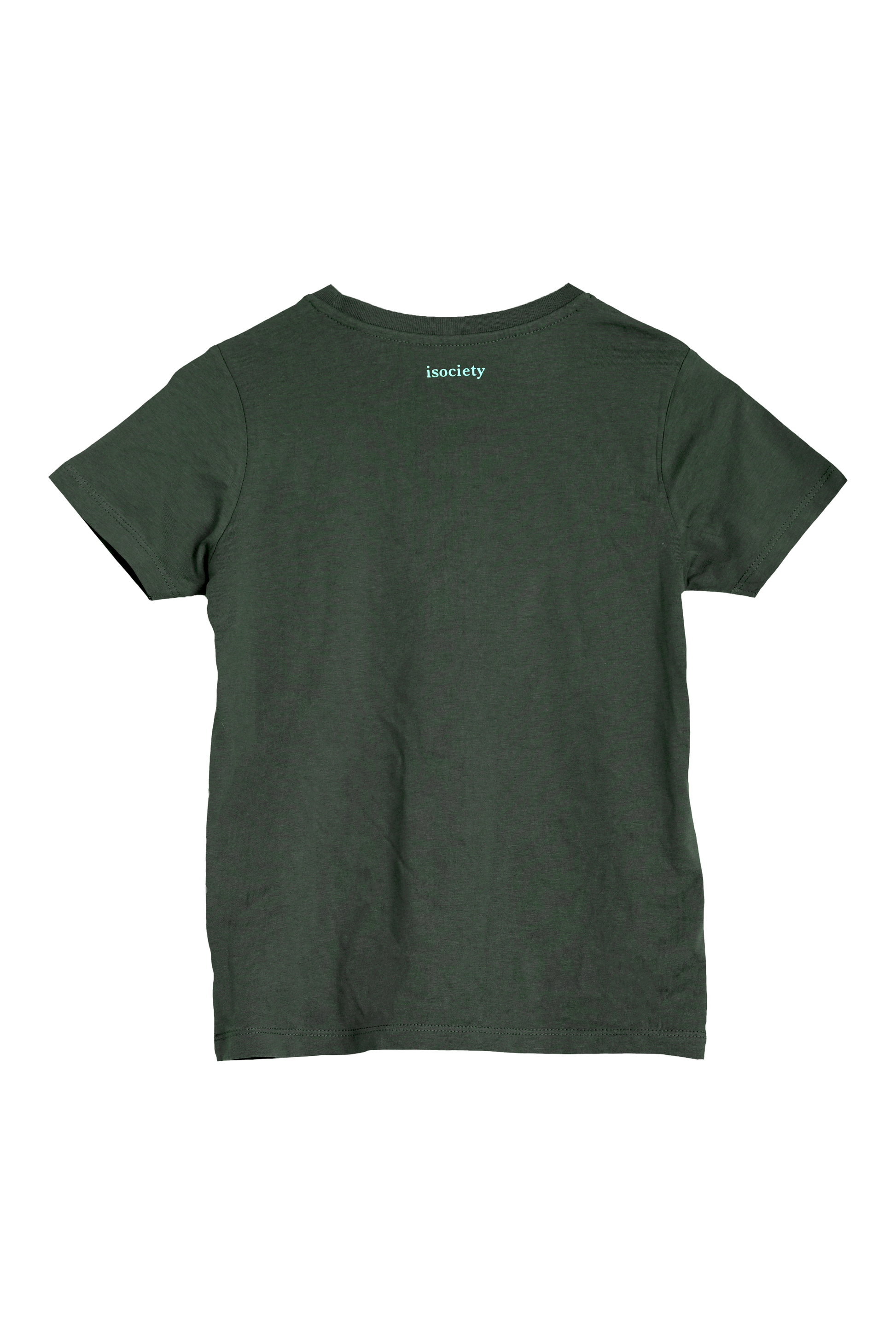 Das Kinder T-Shirt Juki in khaki mit dem isociety Smiley in mint. Das Shirt ist hier von hinten zu sehen. Im Nackenbereich ist der Aufdruck isociety zu sehen in der Farbe mint. Der Hintergrund ides Bildes ist weiß.