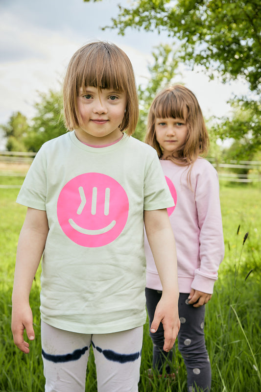 Kids T-Shirt Love